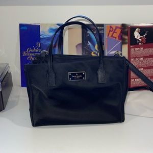 Barely used Kate spade crossbody purse